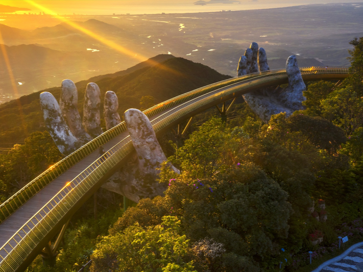 Ba Na Hills and Golden Bridge with buffet lunch 🥗 (Full-Day Classic Tour from Da Nang)